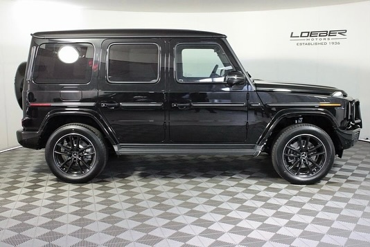 Black on Red Pepper 2025 G550 G Wagon For Sale