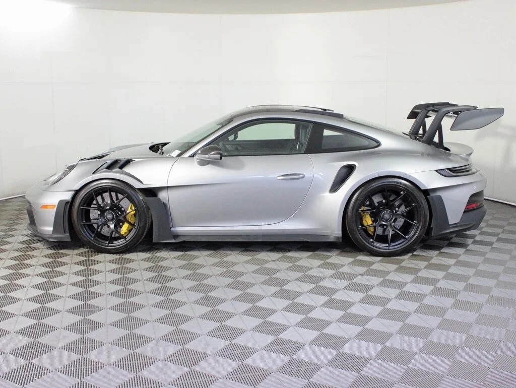 gt3rs.silver.22025.02.jpg