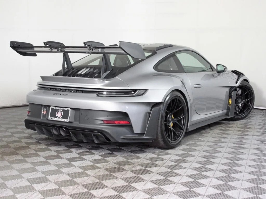 gt3rs.silver.22025.03.jpg